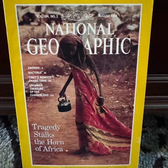 National Geographic Magazine Complete 1993 Issues with Maps and Special Edition - Picture 10 of 13